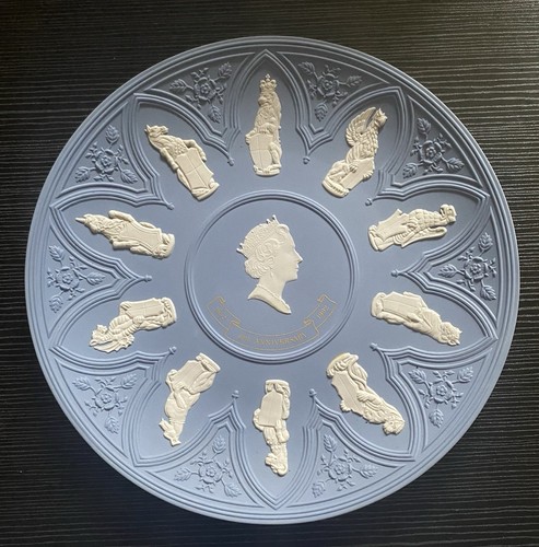 Wedgwood blue jasperware queen - wedgwood,