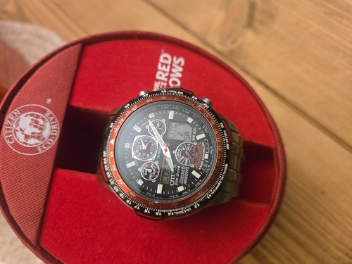 Citizen skyhawk red - citizen, arrows