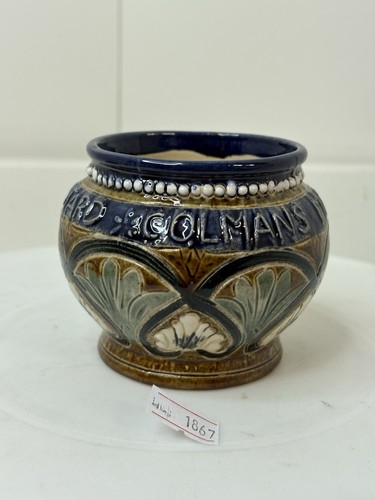 1979 hawthorn pottery 1884 - 1979,