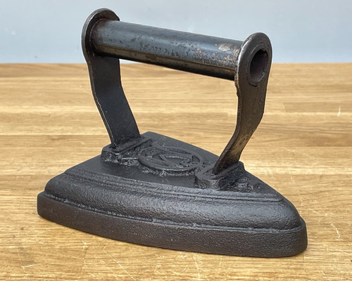 Antique vintage cast iron o - antique,