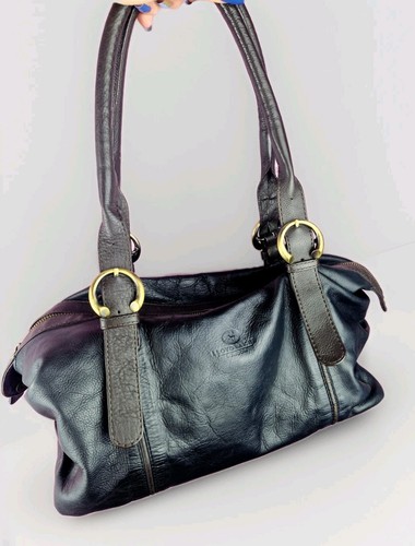 Lloyd baker shoulder - baker,
