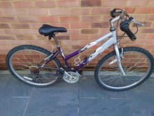 Girls / Ladies Bicycle -