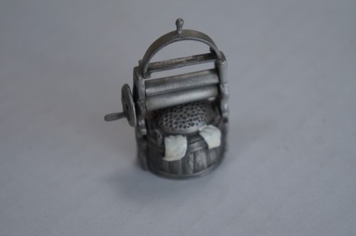 Thimble collectors club - thimble, pewter