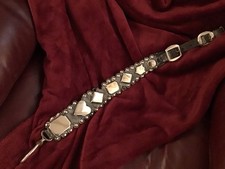 ANTIQUE HORSE BRASSES ON LONG LEATHER STRAP VINTAGE BRASSWARE COLLECTABLE 