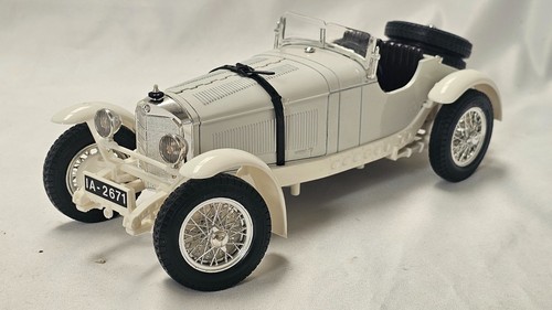 Bburago mercedes benz - bburago, 1:18