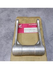 Rear shock absorber balance