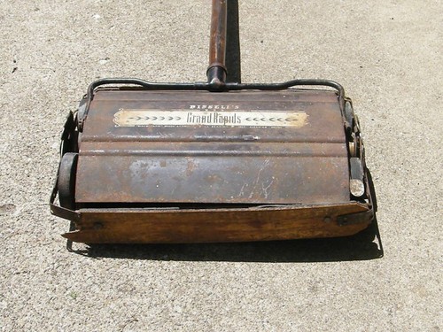 Vintage bissell carpet sweeper - vintage,