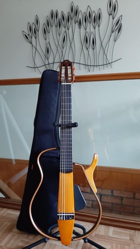 Yamaha silent guitar - yamaha,