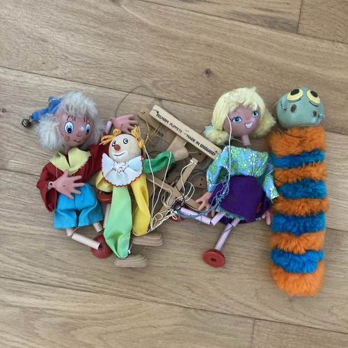 String puppets including 3 - 4,