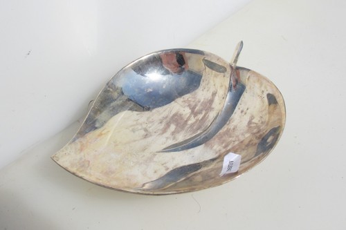 Vintage soap dish holder - dish,
