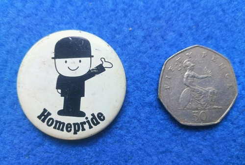 Homepride fred pin - , badge