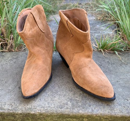 Joe browns katy freeway - katy, suede