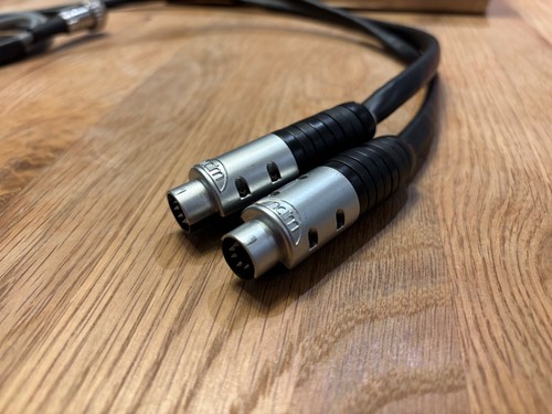Naim audio line pin - 5,