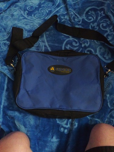 Apeks diving action - action, bag