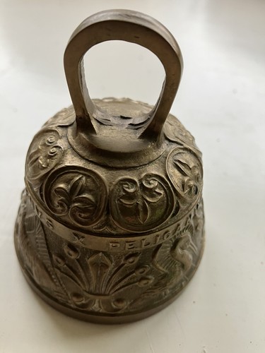 Antique brass vintage leo - antique, x