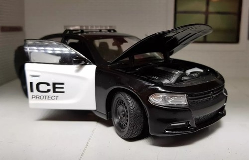 Dodge charger police pursuit - dodge,
