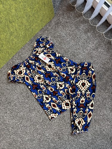 Blue ikat print - blue,