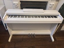 Yamaha Arius YDP-143 Digital