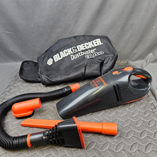 Black decker dustbuster - &,
