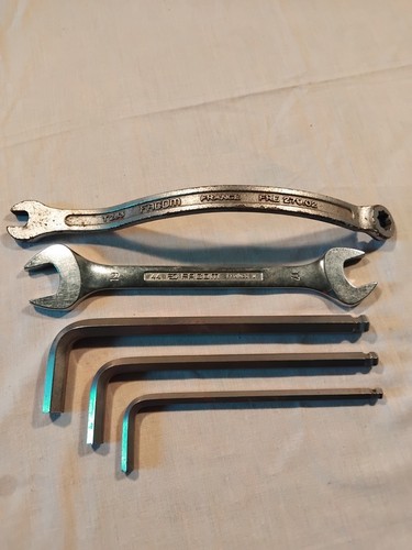 Facom tools used - facom,