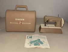 Vintage Singer Childs Sewing Machine Including Case & Instructions Manual