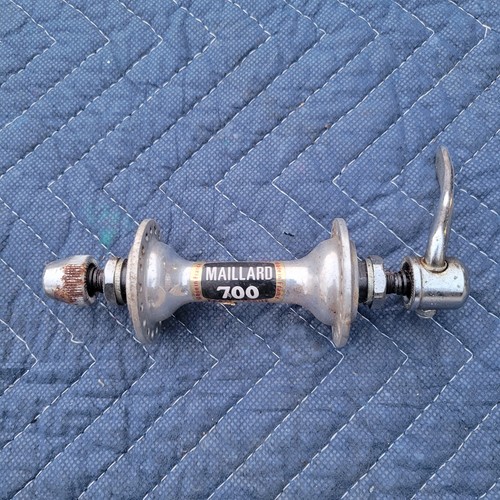 Vintage old school mallard 700 - old,