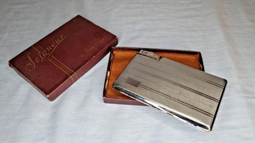 Vintage seigneur cigarette - vintage,