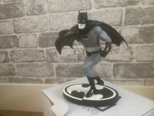 DC COLLECTIBLES BATMAN BLACK &