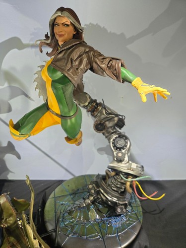 Sideshow rogue maquette - sideshow, /