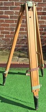 Vintage : Wooden Tripod 