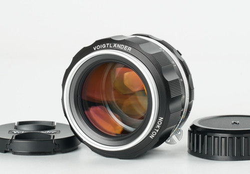 Near mint voigtlander nokton - [near, mint]