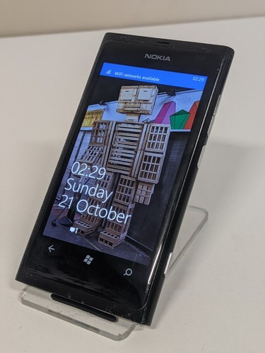 Nokia lumia 800 windows phone - nokia,