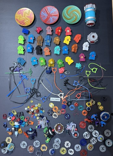 Massive beyblade tomy - tomy, 2010