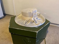 beautiful ladies hat box