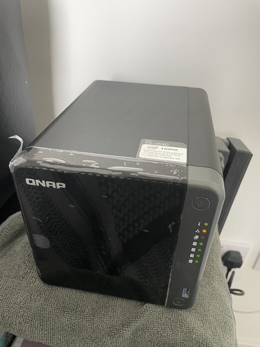 Qnap 453d bay nas - qnap,