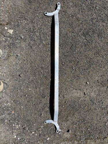 Front strut brace - brace, gen