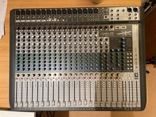Soundcraft Signature 22 MTK -