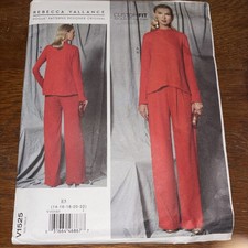 Vogue V1525 Designer Top &