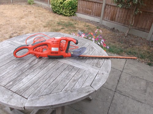 Flymo hedge trimmer - hedge, corded