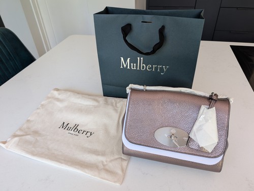 Mulberry lily shoulder - lily,