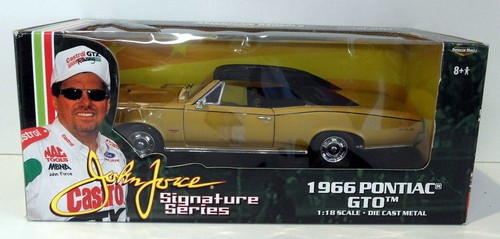 Ertl scale diecast - 1/18,