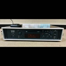TASCAM MD-350 Minidisc Recorder Deck with Remote and Rack Case Tested Japan