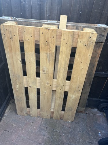 Wooden pallets collection - wooden, 2