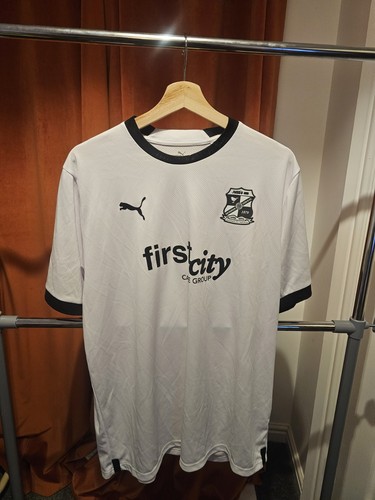 Swindon town 2022 away - swindon,