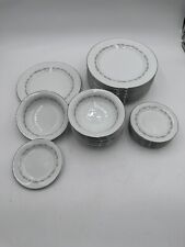 Noritake Cresmont 28pc China Set DINNER & SALAD Plates Soup Bowls