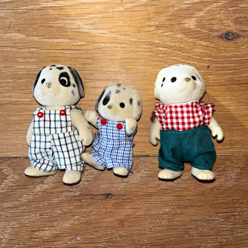 Sylvanian families dog family - sylvanian,
