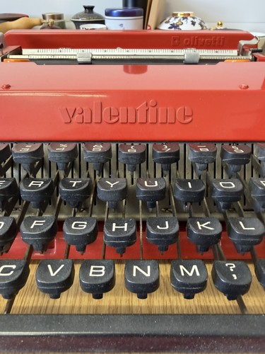 Olivetti valentine red - valentine,
