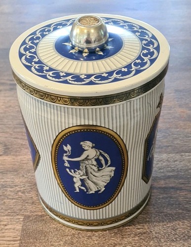 Vtg blue white josiah - vtg,