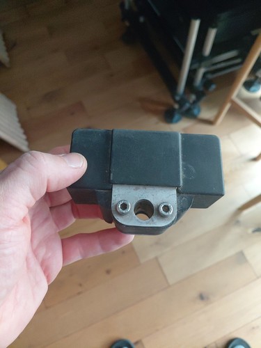 Rive seatbox front bracket - rive,