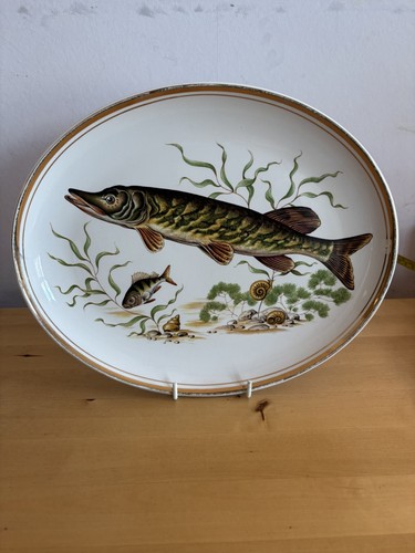 Liverpool road potteries - liverpool, fish